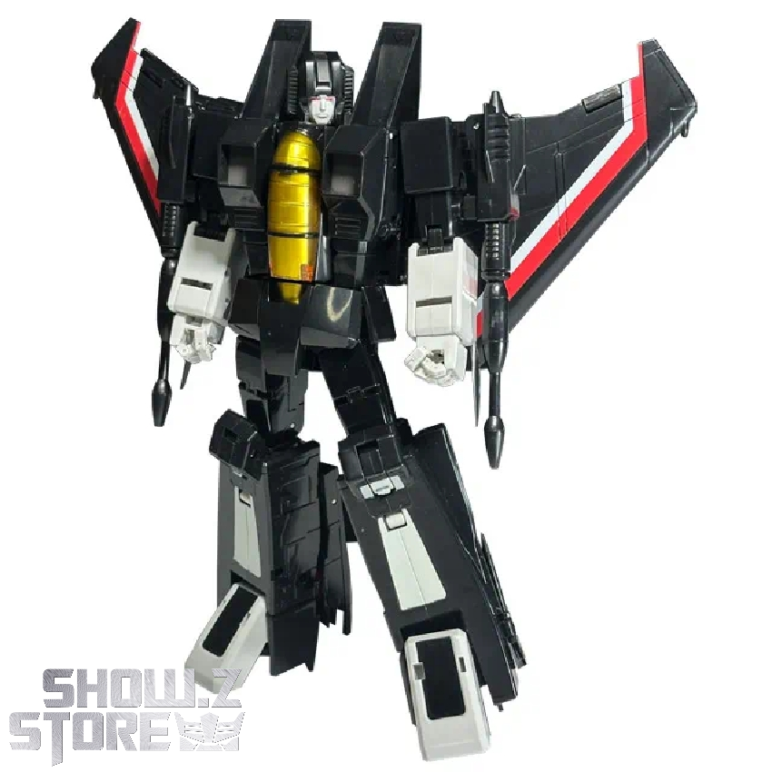 White Wash jet transformer robot front pose White Wash jet transformer robot front pose