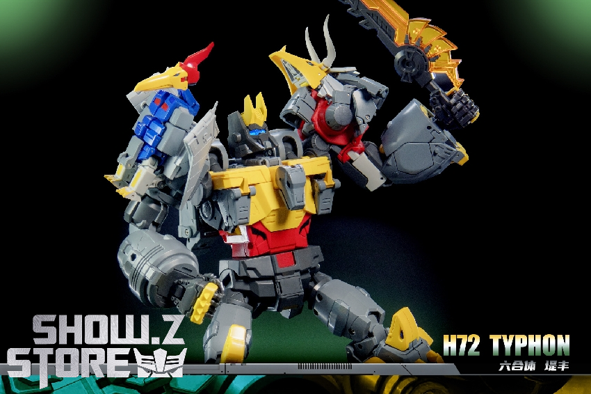 Newage H72 Typho robot with beast mode accessories displayed Newage H72 Typho robot with beast mode accessories displayed