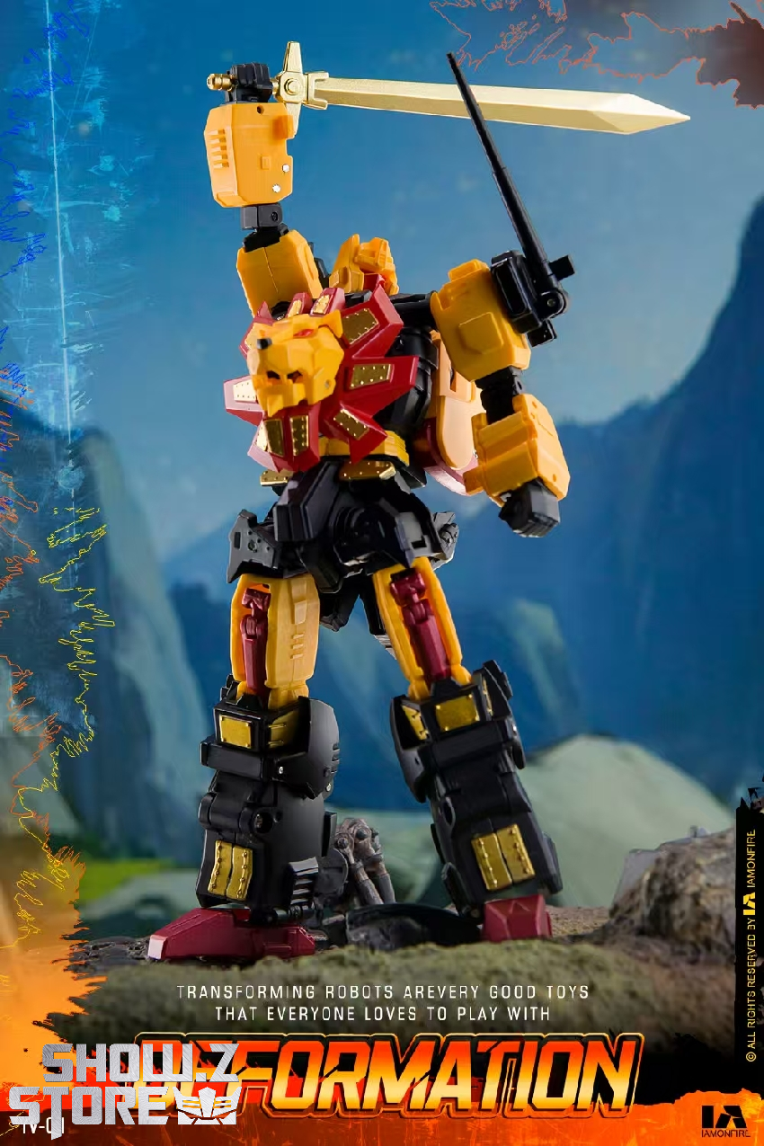 Complete Razorclaw robot figure with sword weapon accessory Complete Razorclaw robot figure with sword weapon accessory