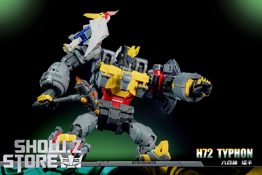Newage H72 Typho robot mid-transformation dynamic stance Newage H72 Typho robot mid-transformation dynamic stance