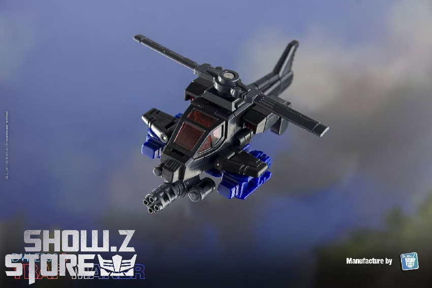 Dr.Wu DW-ES02B Trap Maker Black helicopter in flight Dr.Wu DW-ES02B Trap Maker Black helicopter in flight