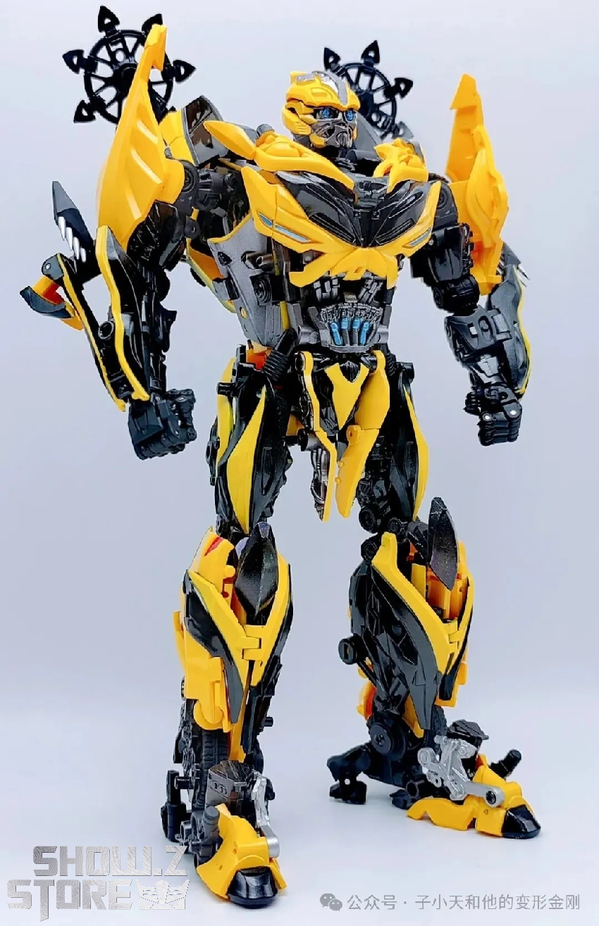 R-11 Buzz Guardian Bumblebee transformation robot in detailed articulated pose R-11 Buzz Guardian Bumblebee transformation robot in detailed articulated pose