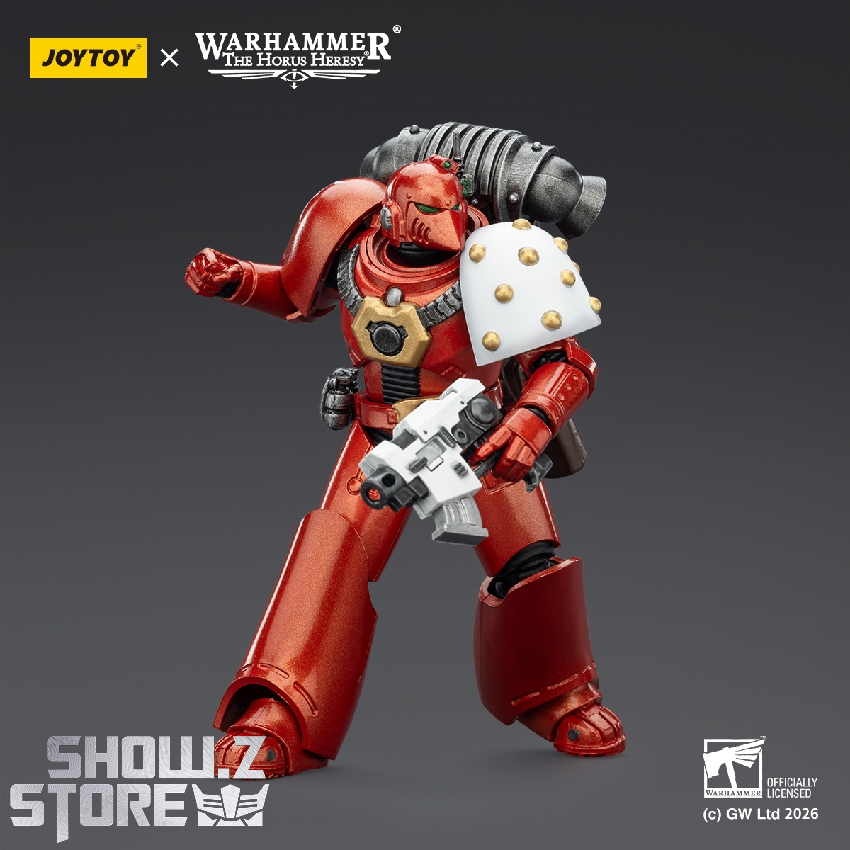 JoyToy Thousand Sons warrior in combat stance with weapons JoyToy Thousand Sons warrior in combat stance with weapons