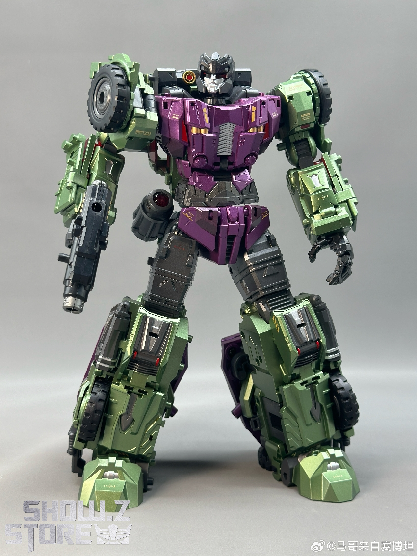 DreamStar Toys DST02-005 Devastator Mixmaster green purple robot DreamStar Toys DST02-005 Devastator Mixmaster green purple robot
