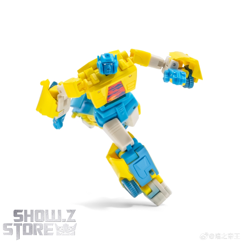 Sideswipe robot mode transformation pose Sideswipe robot mode transformation pose