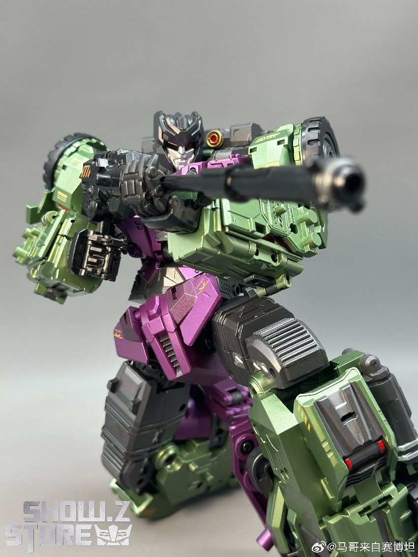 DreamStar Toys Devastator Mixmaster robot alternate angle perspective DreamStar Toys Devastator Mixmaster robot alternate angle perspective