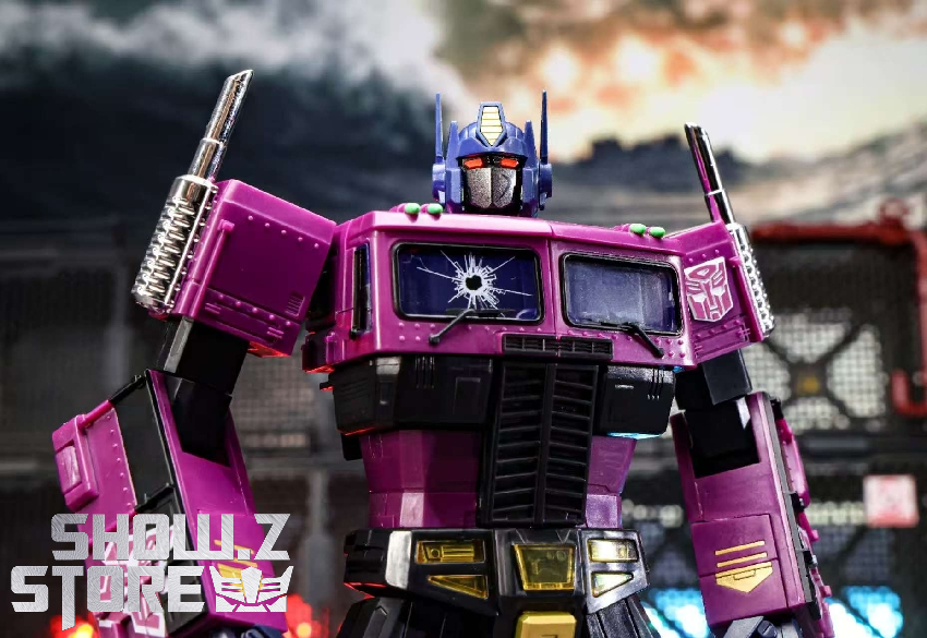 4TH-MP10SG 4th Party MP-10 Shattered Glass Optimus Prime figure (12/14) - size comparison 4TH-MP10SG 4th Party MP-10 Shattered Glass Optimus Prime figure - size comparison