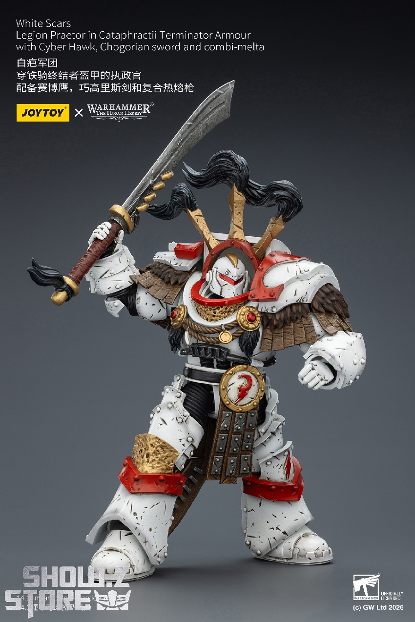 JT03486 sword raised JoyToy JT03486 Warhammer 40K White Scars Legion Praetor 1/18 figure – battle pose with Chogorian sword raised