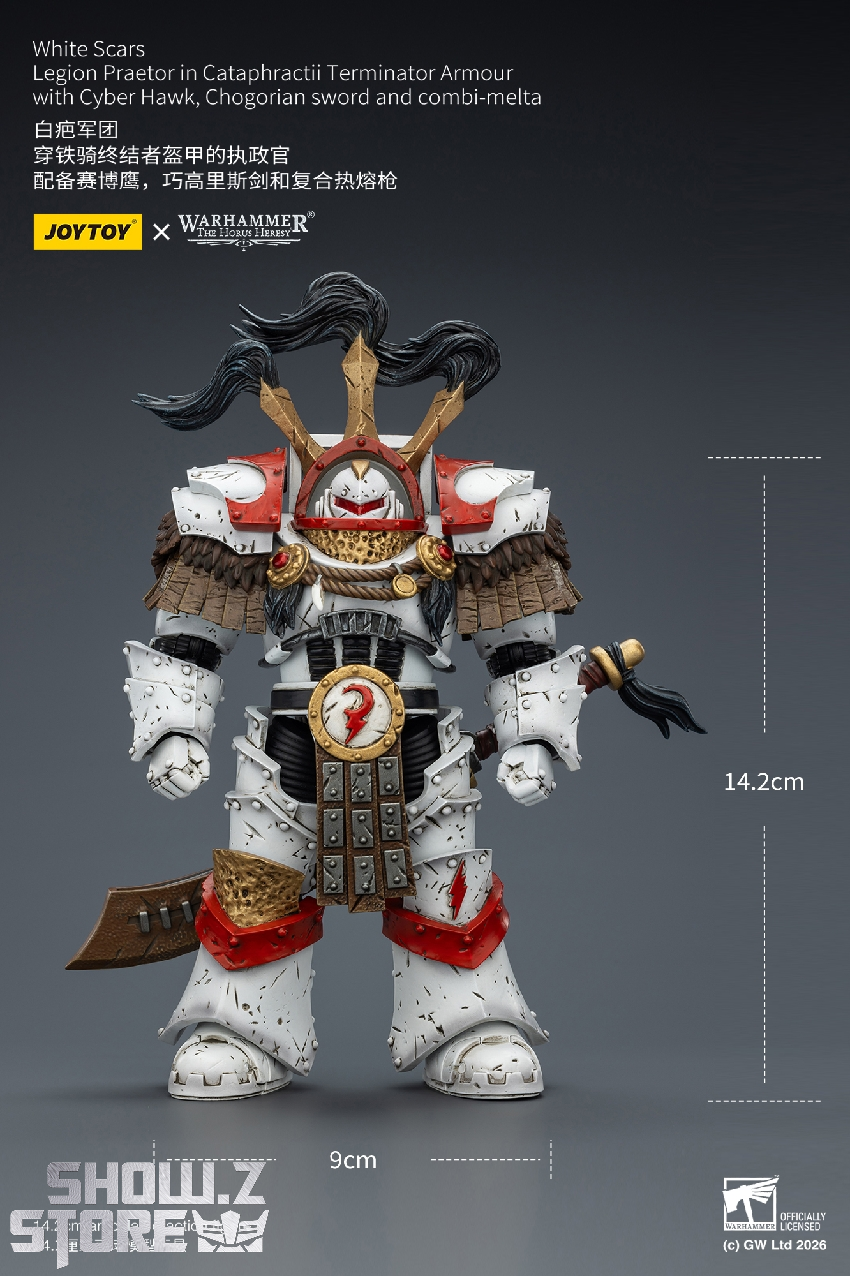 JT03486 comparison front JoyToy Warhammer 40K 1/18 figures – JT03486 White Scars Legion Praetor shown with another White Scars character (front view)
