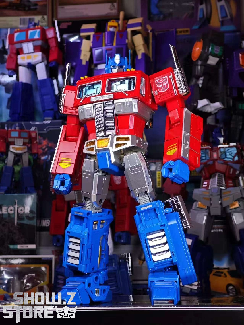 4th Party MP-10 OP US metallic version red blue robot front 4th Party MP-10 OP US metallic version red blue robot front