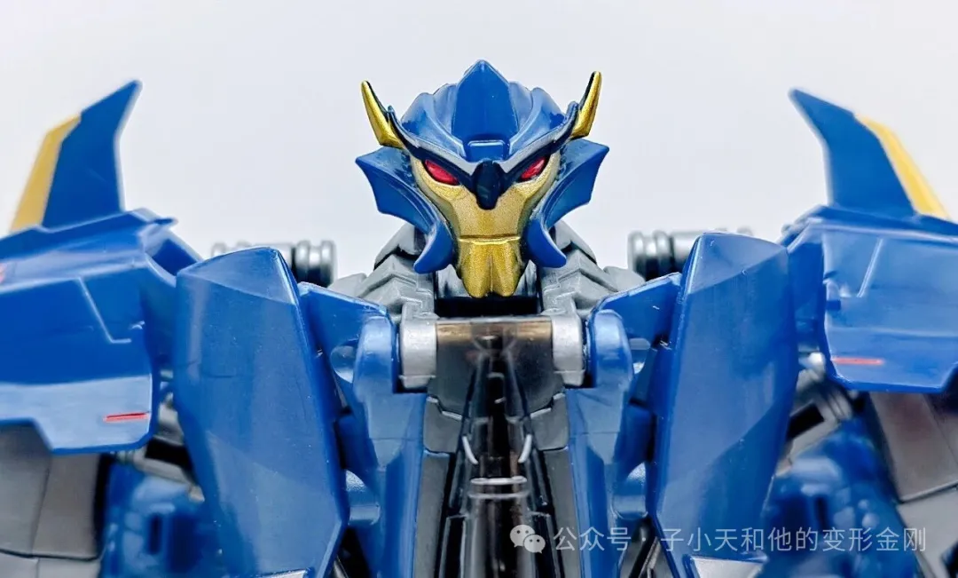 Gear Factory Gale TFP AM-22 Dreadwing jet fighter transformation mode Gear Factory Gale TFP AM-22 Dreadwing jet fighter transformation mode