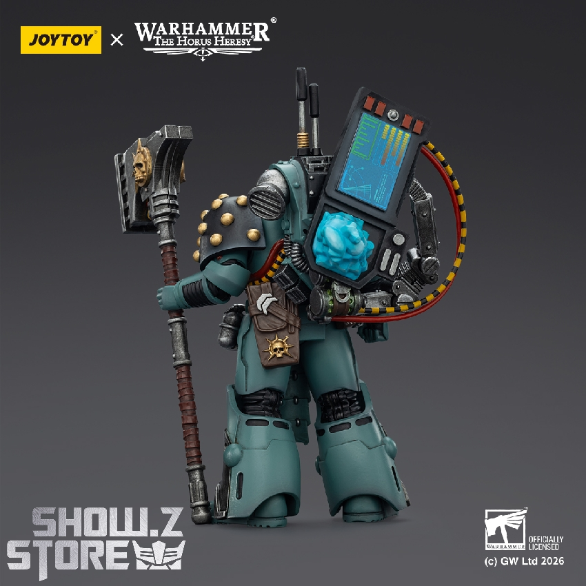 JoyToy Warhammer Siege Breaker rear view with weapons JoyToy Warhammer Siege Breaker rear view with weapons