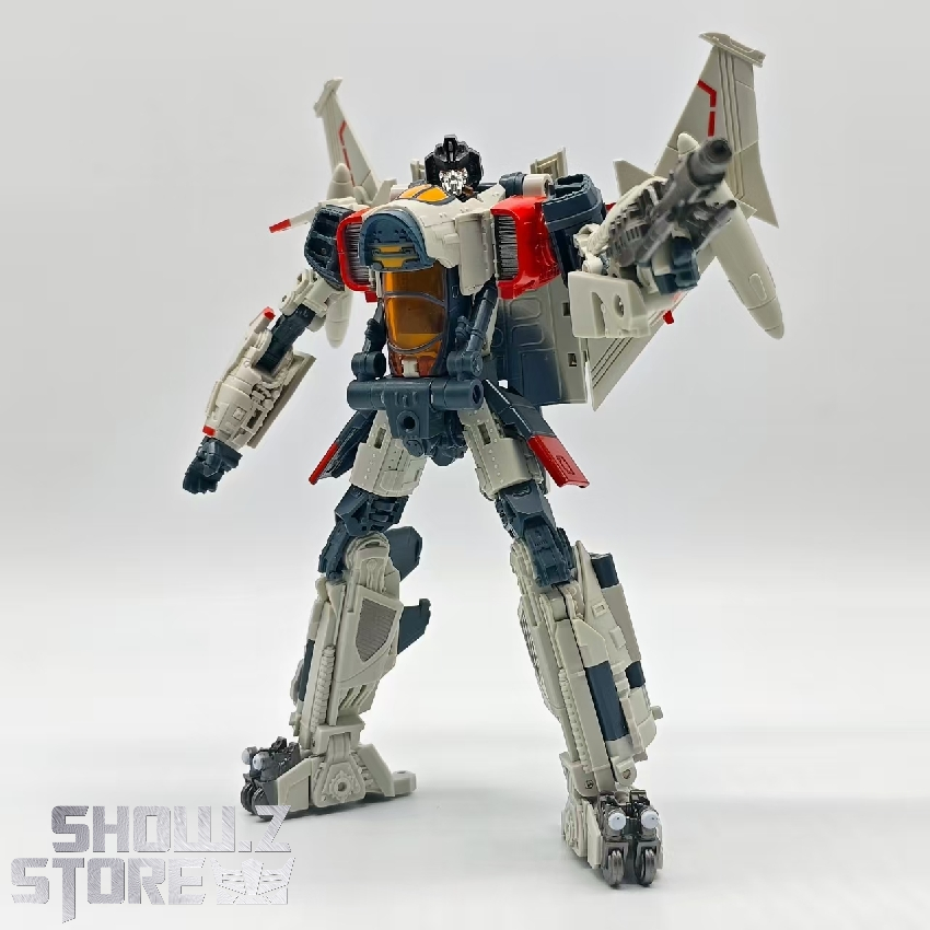BW TW-1037 Transformers Bumblebee Blitzwing robot mode front view BW TW-1037 Transformers Bumblebee Blitzwing robot mode front view