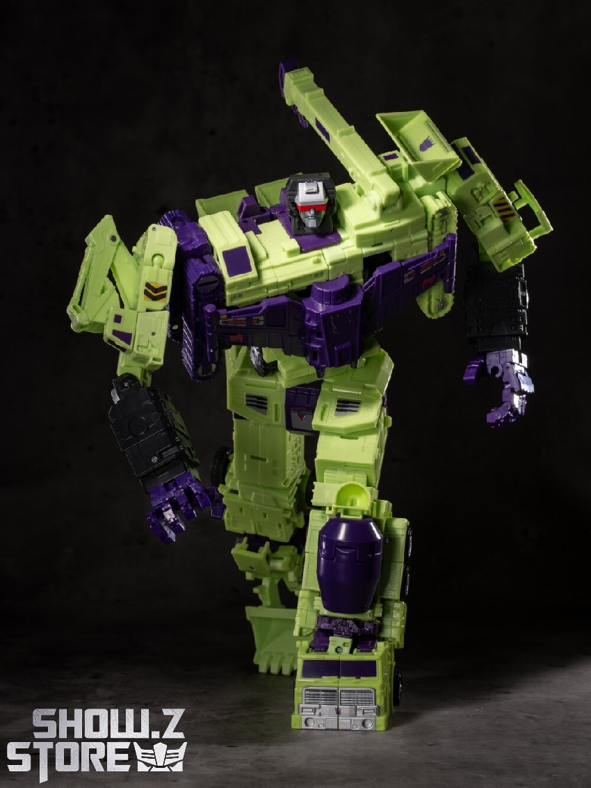 New Bee NB-02 Devastation's Hand upgrade parts robot mode standing New Bee NB-02 Devastation's Hand upgrade parts robot mode standing
