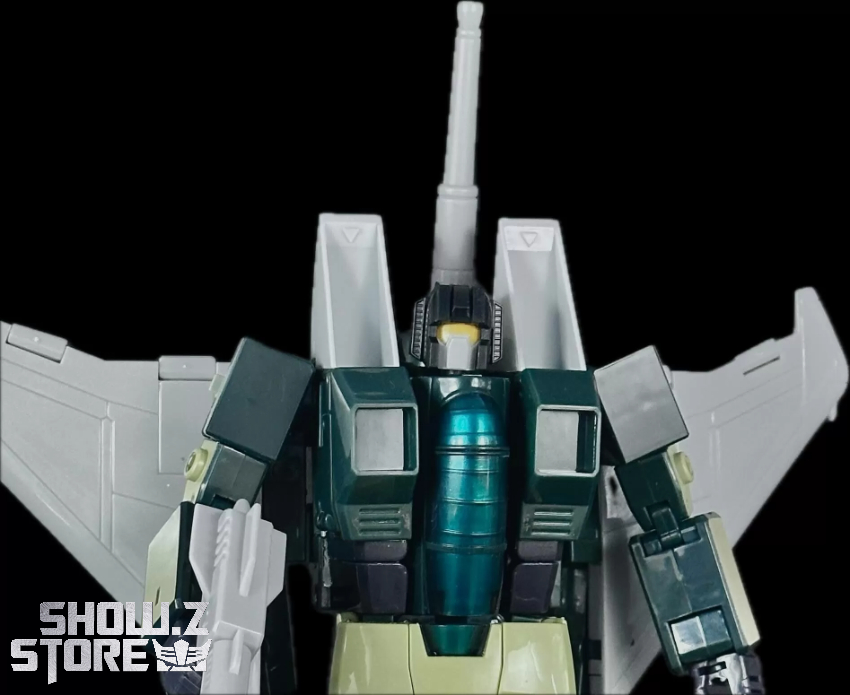 MakeToys MTRC-18 Crocstyle robot standing pose full view MakeToys MTRC-18 Crocstyle robot standing pose full view