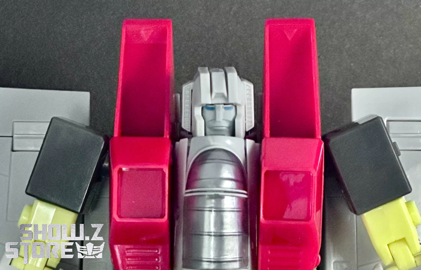 MakeToys MTRC-17 Silverside aircraft jet mode transformation MakeToys MTRC-17 Silverside aircraft jet mode transformation