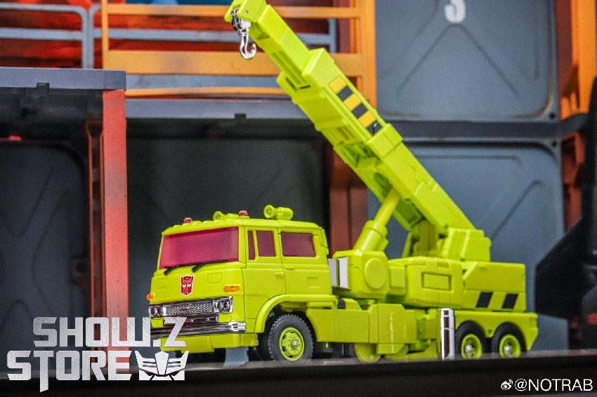 Takara Tomy Masterpiece Hauler heavy machinery themed transformer Takara Tomy Masterpiece Hauler heavy machinery themed transformer