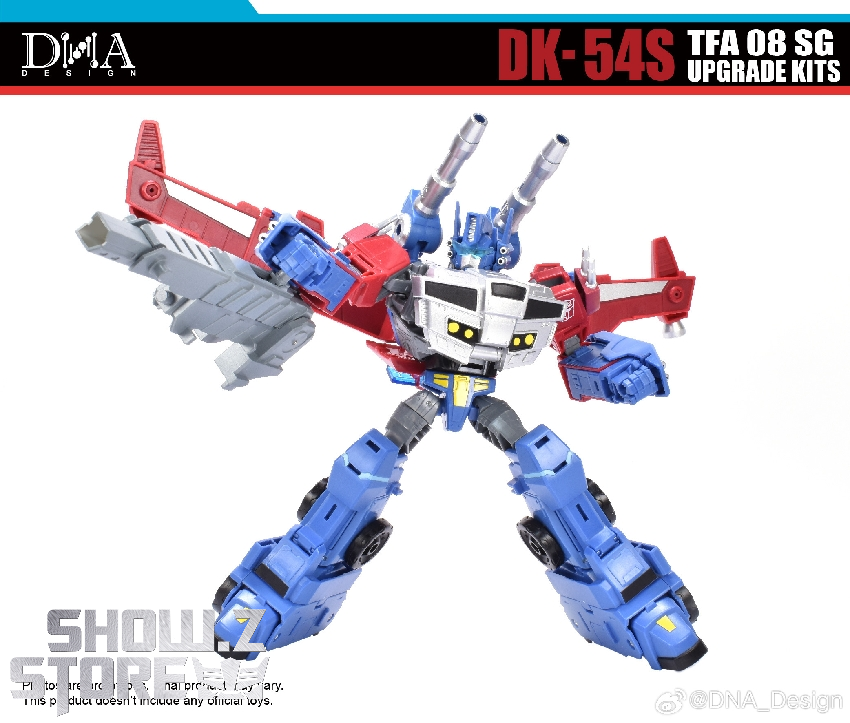 Upgraded Starscream robot with enhanced armor and articulated wings Upgraded Starscream robot with enhanced armor and articulated wings
