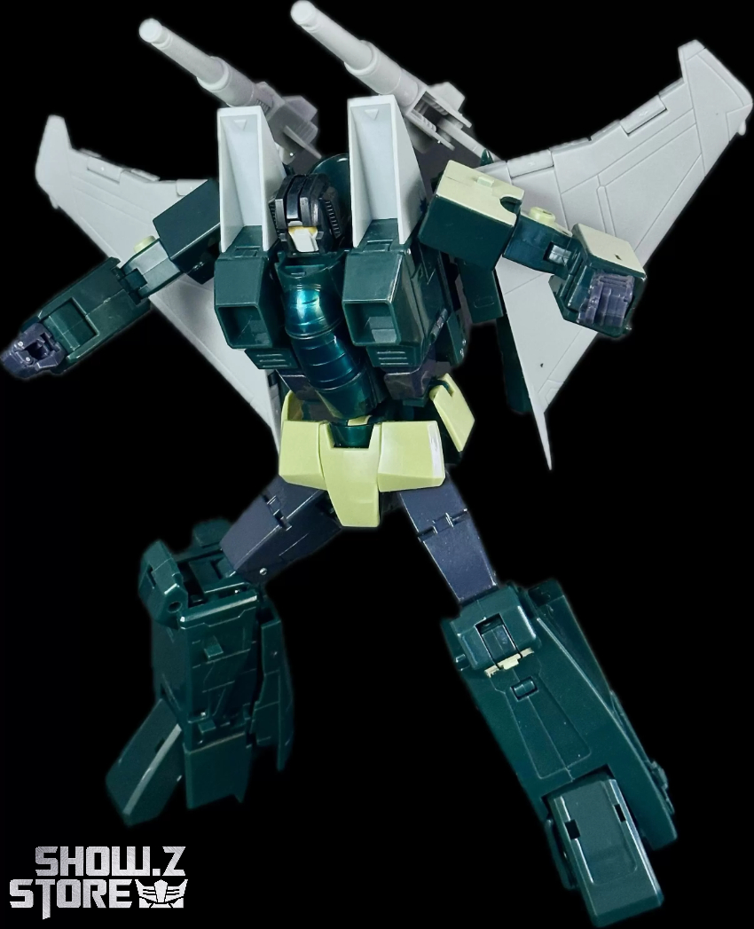 MakeToys MTRC-18 Crocstyle robot in teal and yellow colors front view MakeToys MTRC-18 Crocstyle robot in teal and yellow colors front view