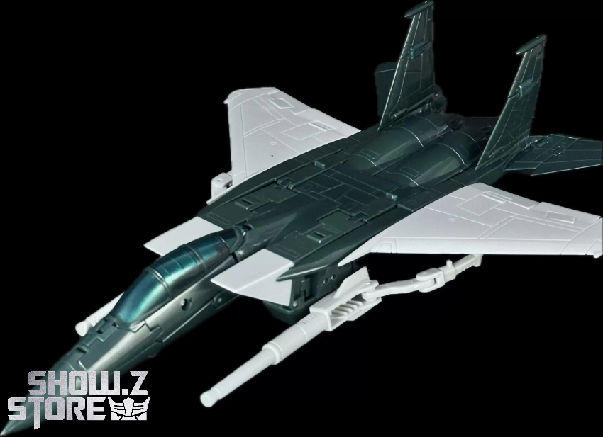 MakeToys MTRC-18 Crocstyle aircraft form underside view MakeToys MTRC-18 Crocstyle aircraft form underside view