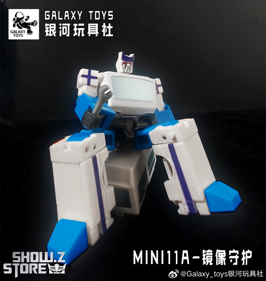Galaxy Toys MINI11A Guardian Ratchet Shattered Glass Version - View 3 Galaxy Toys MINI11A Guardian Ratchet Shattered Glass Version - View 3