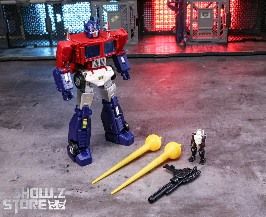 4th Party P60 Masterpiece MP-60 Ginrai Optimus Prime w/o Trailer - View 6 4th Party P60 Masterpiece MP-60 Ginrai Optimus Prime w/o Trailer - View 6