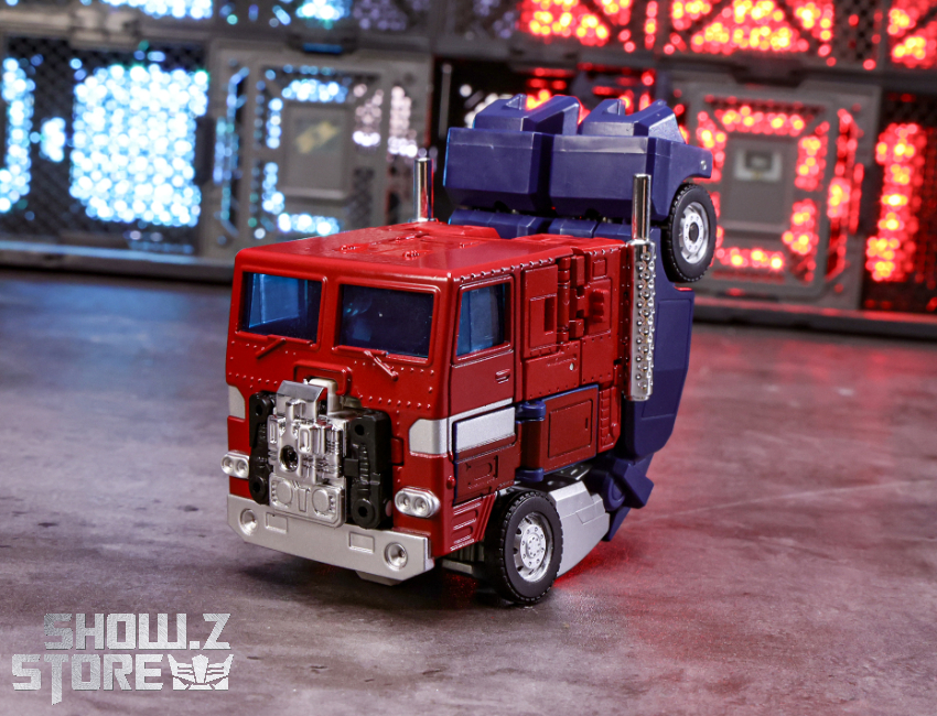 4th Party P60 Masterpiece MP-60 Ginrai Optimus Prime w/o Trailer - View 4 4th Party P60 Masterpiece MP-60 Ginrai Optimus Prime w/o Trailer - View 4