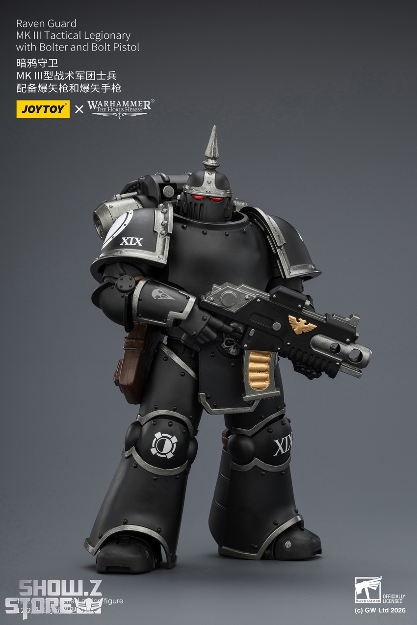 JoyToy JT03943 1/18 Warhammer The Horus Heresy Raven Guard MK III Tactical Legionary with Bolter and Bolt Pistol - View 3 JoyToy JT03943 1/18 Warhammer The Horus Heresy Raven Guard MK III Tactical Legionary with Bolter and Bolt Pistol - View 3