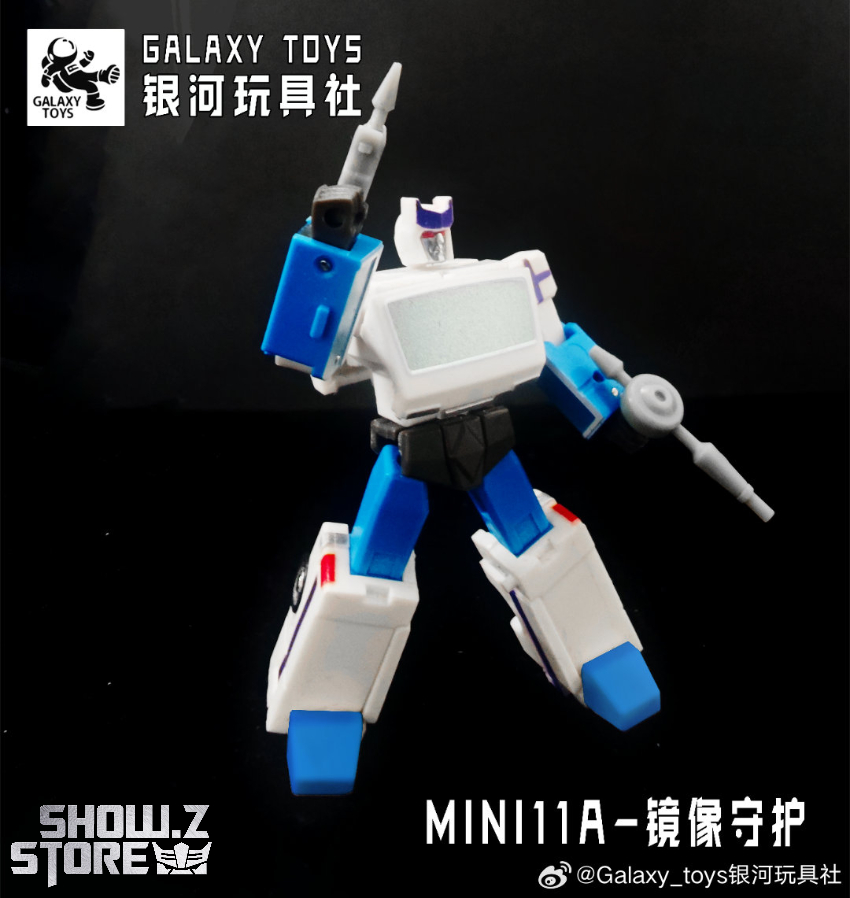 Galaxy Toys MINI11A Guardian Ratchet Shattered Glass Version - View 2 Galaxy Toys MINI11A Guardian Ratchet Shattered Glass Version - View 2