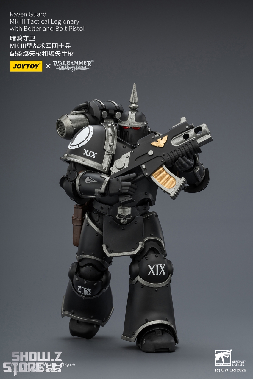 JoyToy JT03943 1/18 Warhammer The Horus Heresy Raven Guard MK III Tactical Legionary with Bolter and Bolt Pistol - View 6 JoyToy JT03943 1/18 Warhammer The Horus Heresy Raven Guard MK III Tactical Legionary with Bolter and Bolt Pistol - View 6