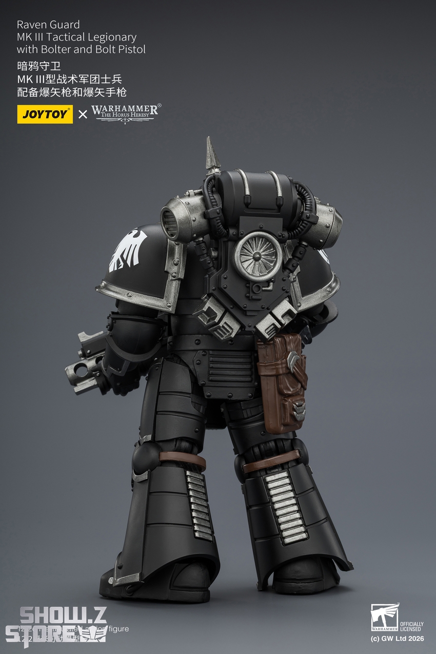 JoyToy JT03943 1/18 Warhammer The Horus Heresy Raven Guard MK III Tactical Legionary with Bolter and Bolt Pistol - View 4 JoyToy JT03943 1/18 Warhammer The Horus Heresy Raven Guard MK III Tactical Legionary with Bolter and Bolt Pistol - View 4