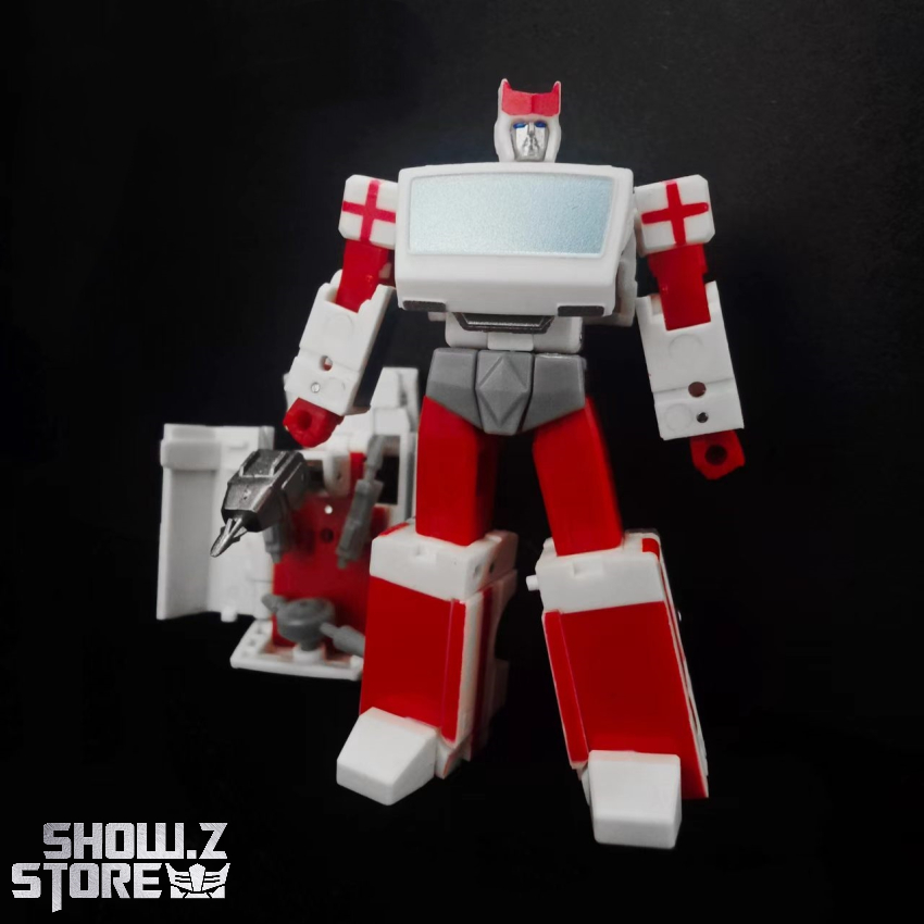 Galaxy Toys MINI11M Guardian Ratchet Comic Version - View 1 Galaxy Toys MINI11M Guardian Ratchet Comic Version - View 1