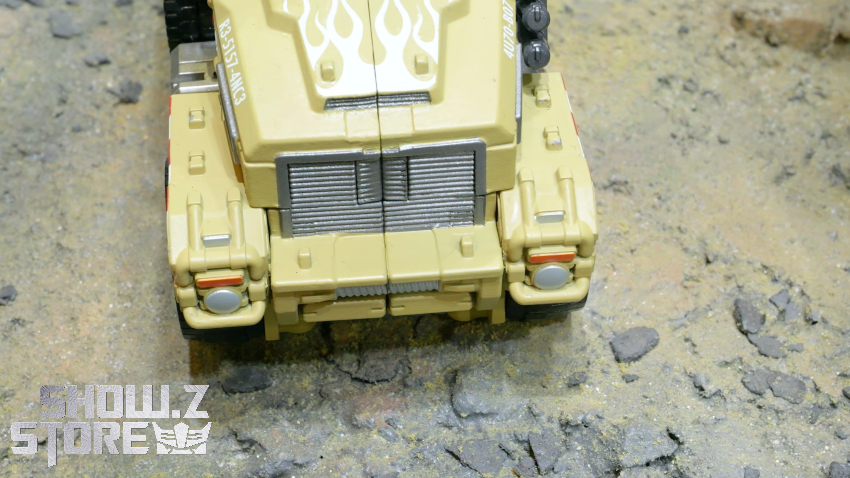 Takara Tomy Overgear OG-03 Optimus Prime - View 17 Takara Tomy Overgear OG-03 Optimus Prime - View 17