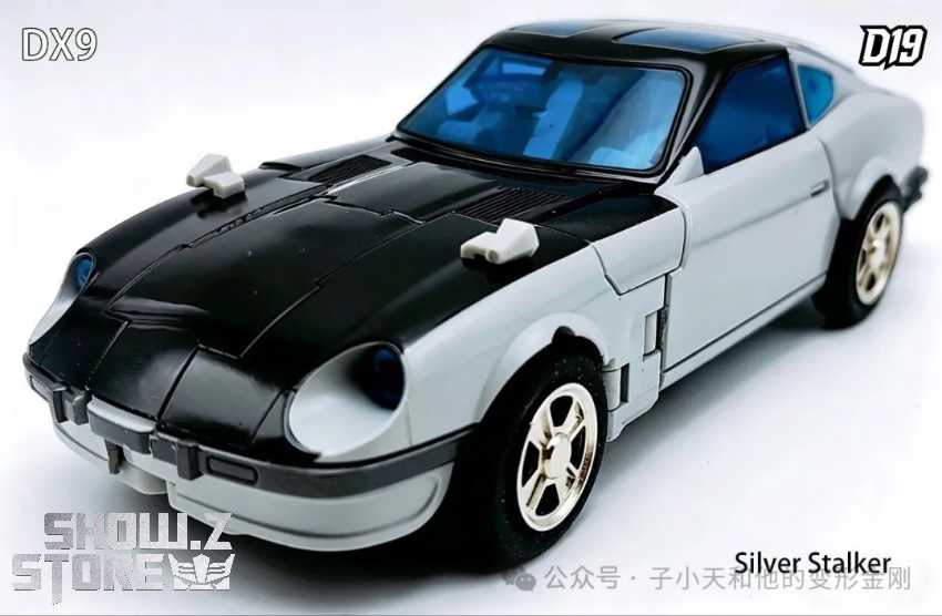 DX9 Toys D19 Silver Stalker Bluestreak - View 1 DX9 Toys D19 Silver Stalker Bluestreak - View 1