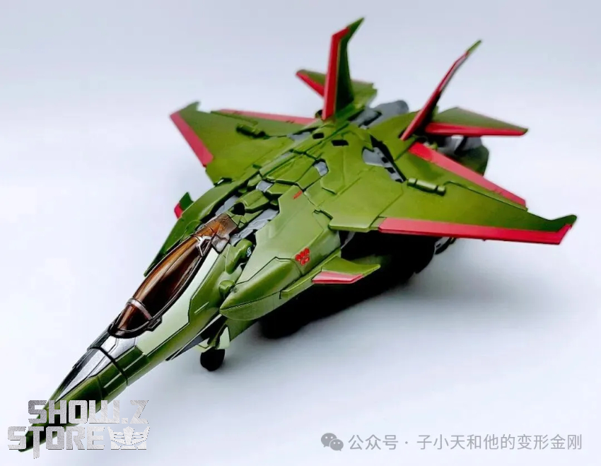 Gear Factory Bolt TFP Skyquake Modified Version - View 1 Gear Factory Bolt TFP Skyquake Modified Version - View 1