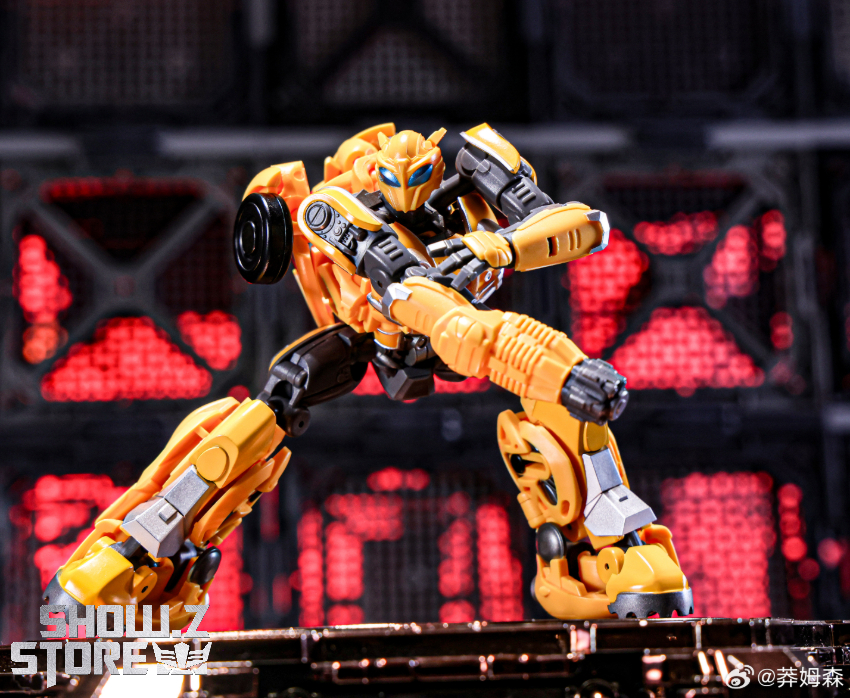 Lucky Cat SSR-02 Biggermee Bumblebee - View 1 Lucky Cat SSR-02 Biggermee Bumblebee - View 1
