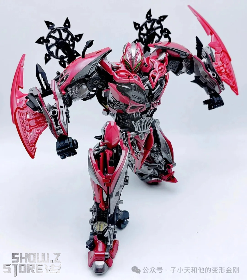 Unique Toys R09-02 Red Destroyer Stinger Repaint Version - View 1 Unique Toys R09-02 Red Destroyer Stinger Repaint Version - View 1