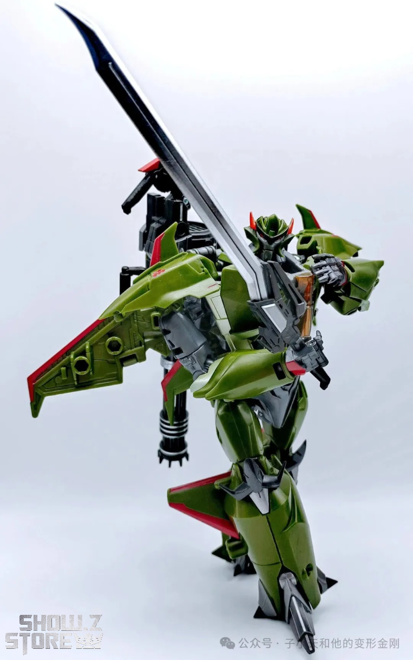 Gear Factory Bolt TFP Skyquake Modified Version - View 1 Gear Factory Bolt TFP Skyquake Modified Version - View 1