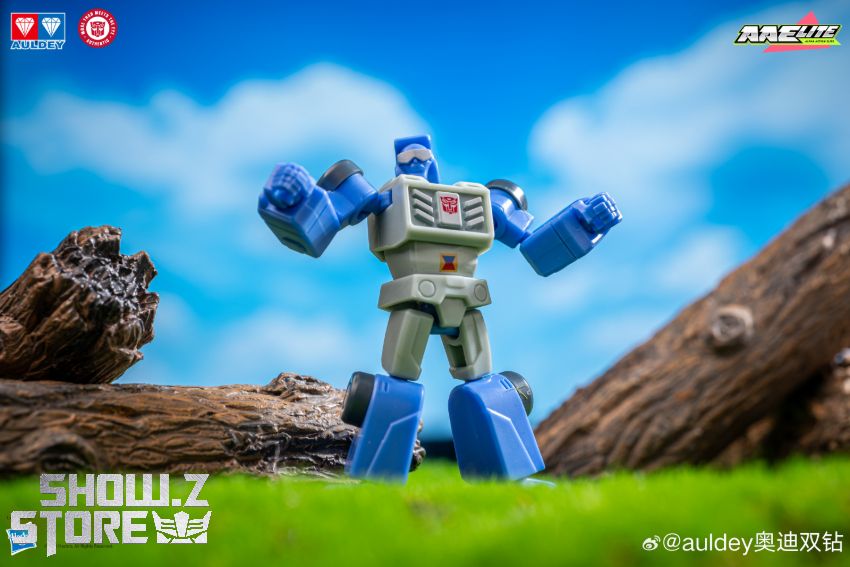 Auldey Transformers AAE Version Chapter 4 Set of 6 - View 7 Auldey Transformers AAE Version Chapter 4 Set of 6 - View 7