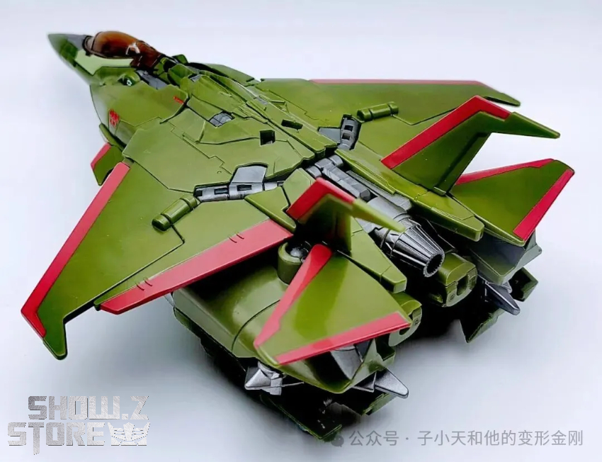 Gear Factory Bolt TFP Skyquake Modified Version - View 1 Gear Factory Bolt TFP Skyquake Modified Version - View 1