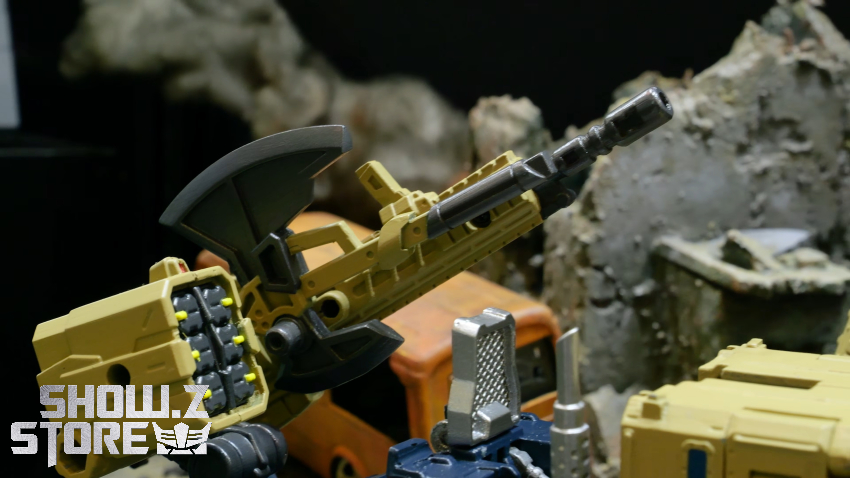 Takara Tomy Overgear OG-03 Optimus Prime - View 13 Takara Tomy Overgear OG-03 Optimus Prime - View 13