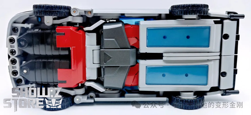 DX9 Toys D19 Silver Stalker Bluestreak - View 1 DX9 Toys D19 Silver Stalker Bluestreak - View 1