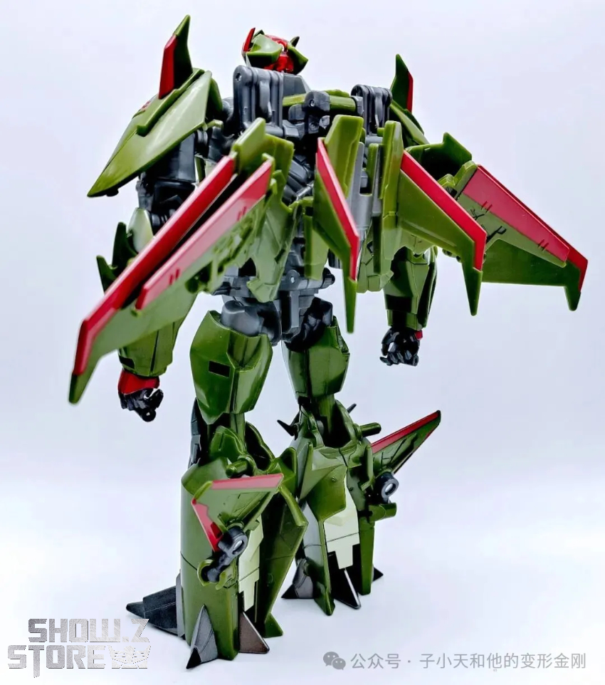 Gear Factory Bolt TFP Skyquake Modified Version - View 1 Gear Factory Bolt TFP Skyquake Modified Version - View 1