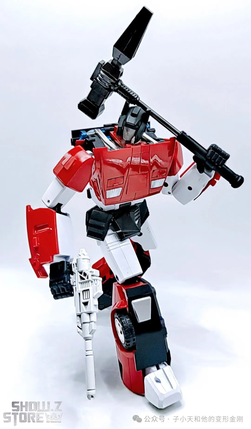 DX9 Toys D21 Red Storm Sideswipe - View 1 DX9 Toys D21 Red Storm Sideswipe - View 1