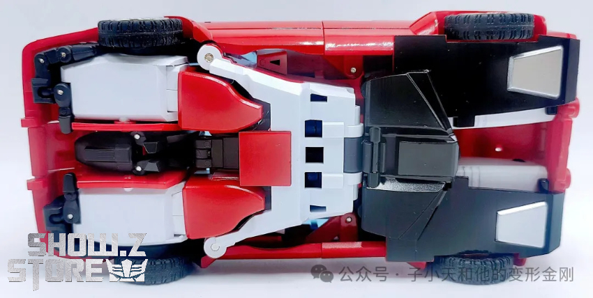 DX9 Toys D21 Red Storm Sideswipe - View 1 DX9 Toys D21 Red Storm Sideswipe - View 1