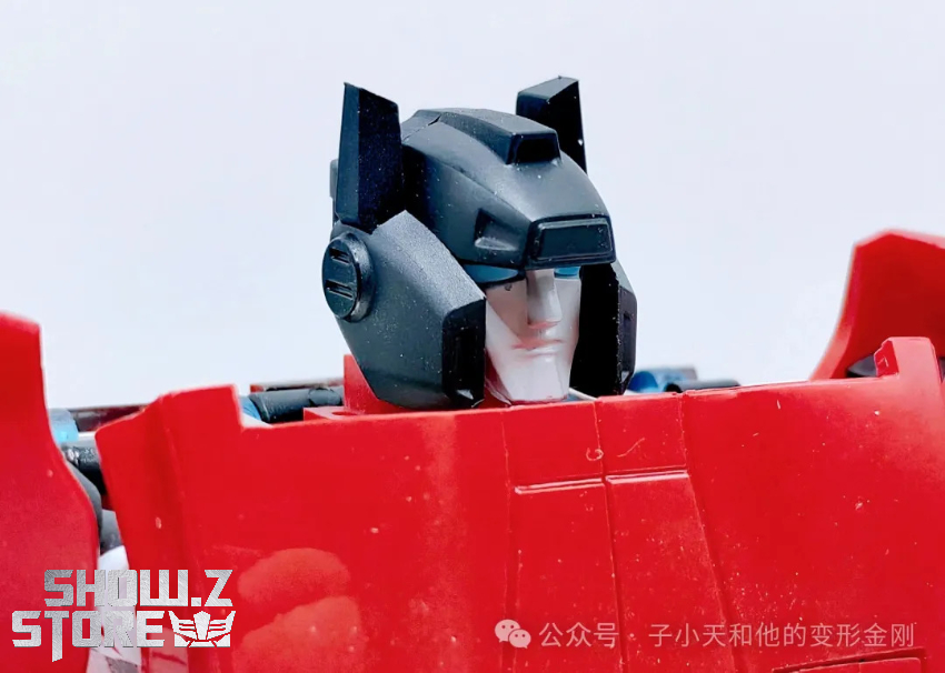 DX9 Toys D21 Red Storm Sideswipe - View 1 DX9 Toys D21 Red Storm Sideswipe - View 1