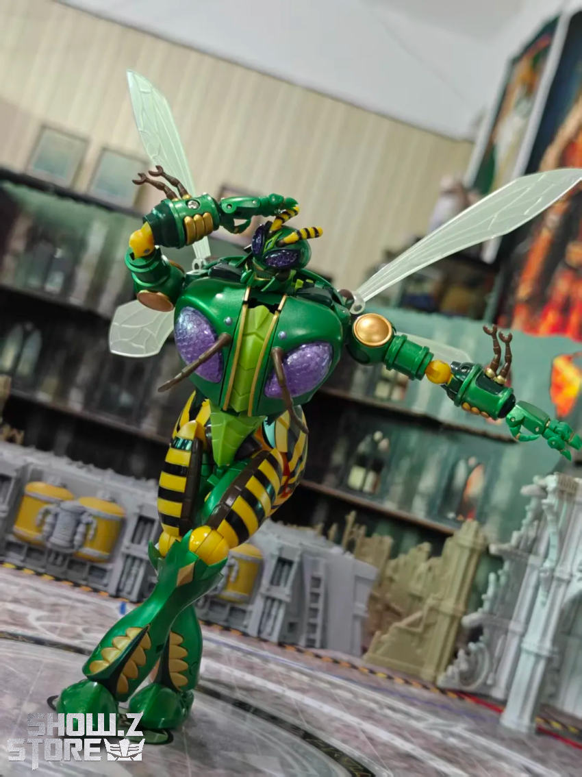 Robot Toys RT-D02 Transformers Beast Wars Beedrill Waspinator - View 8 Robot Toys RT-D02 Transformers Beast Wars Beedrill Waspinator - View 8