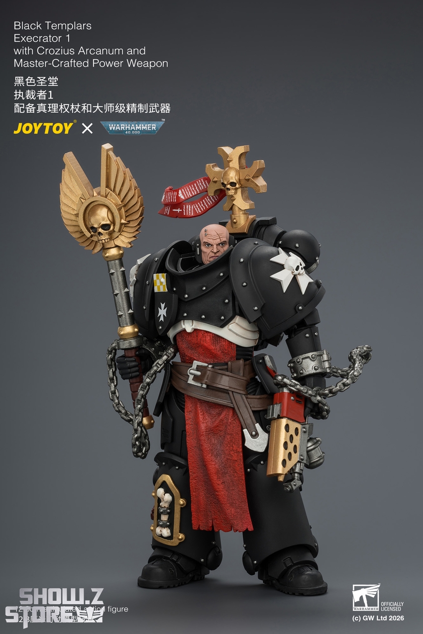 JoyToy JT04865 1/18 Warhammer 40K Black Templars Execrator 1 with Crozius Arcanum and Master-Crafted Power Weapon - View 3 JoyToy JT04865 1/18 Warhammer 40K Black Templars Execrator 1 with Crozius Arcanum and Master-Crafted Power Weapon - View 3