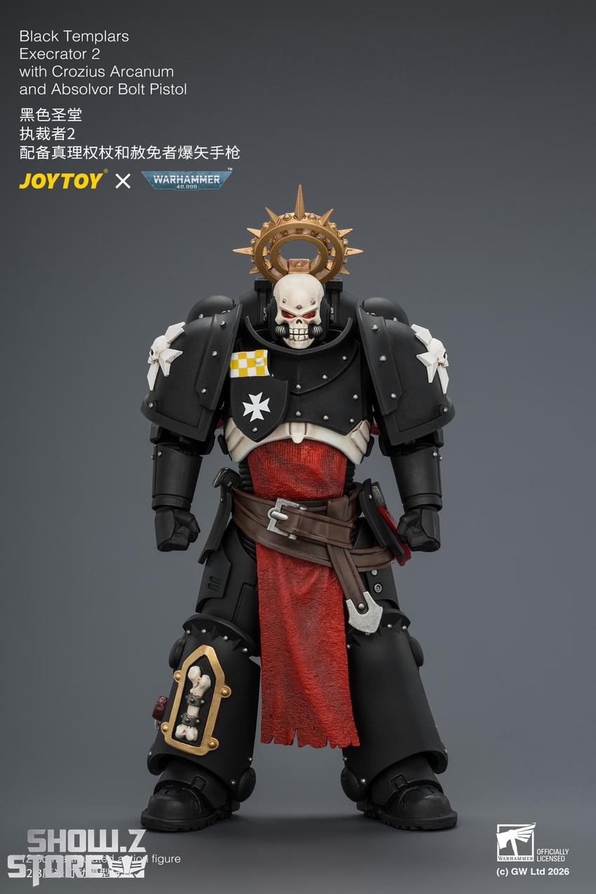 JoyToy JT04872 1/18 Warhammer 40K Black Templars Execrator 2 with Crozius Arcanum and Absolvor Bolt Pistol - View 1 JoyToy JT04872 1/18 Warhammer 40K Black Templars Execrator 2 with Crozius Arcanum and Absolvor Bolt Pistol - View 1