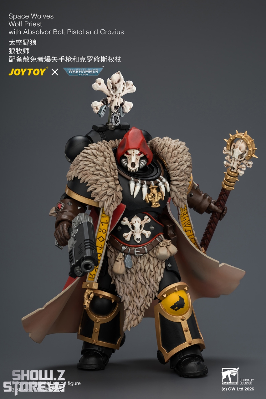 JoyToy JT04766 1/18 Warhammer 40k Space Wolves Wolf Priest with Absolvor Bolt Pistol and Crozius - View 5 JoyToy JT04766 1/18 Warhammer 40k Space Wolves Wolf Priest with Absolvor Bolt Pistol and Crozius - View 5